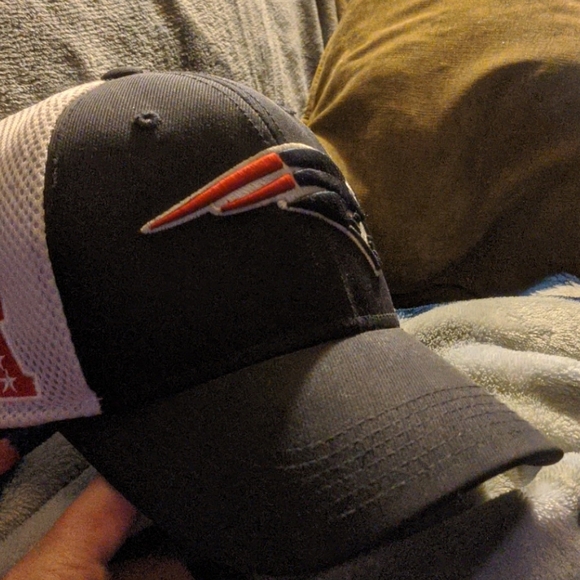 Patriots Hat - Picture 2 of 2